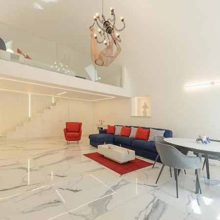Augusto Marina Apartment กาปรี ภายนอก รูปภาพ