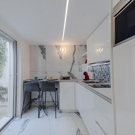 Augusto Marina Apartment กาปรี ภายนอก รูปภาพ