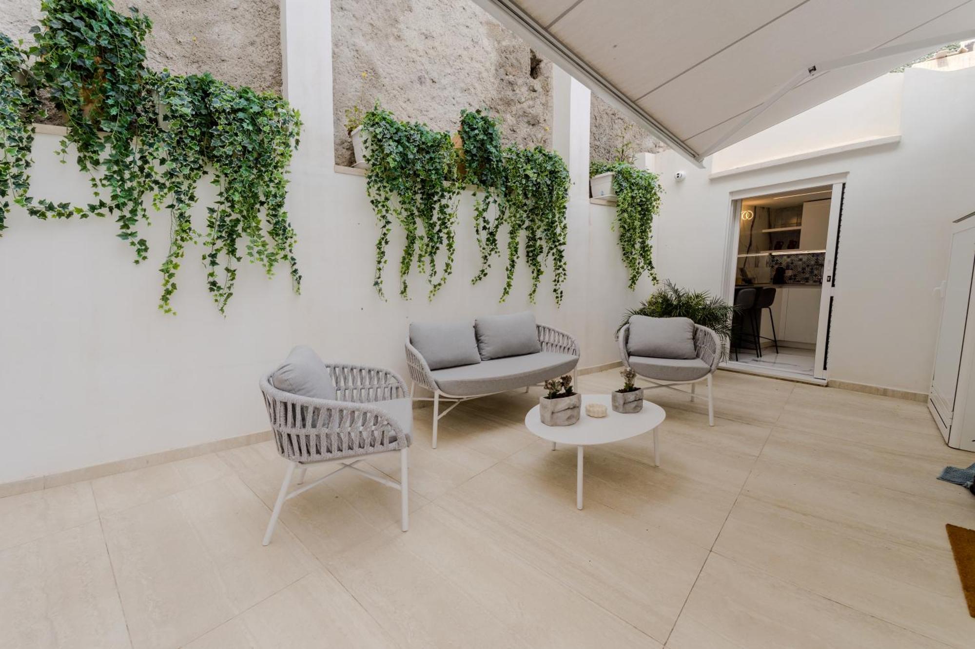Augusto Marina Apartment กาปรี ภายนอก รูปภาพ