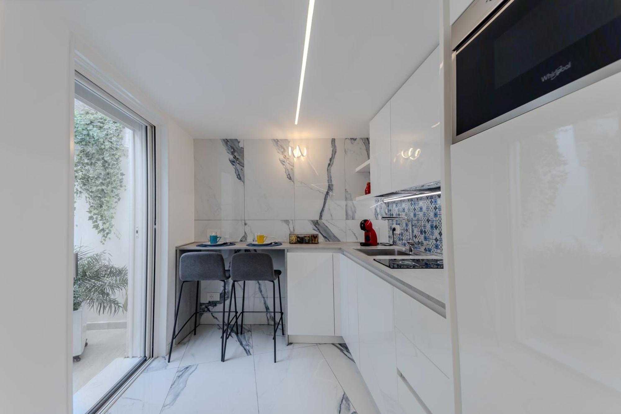 Augusto Marina Apartment กาปรี ภายนอก รูปภาพ